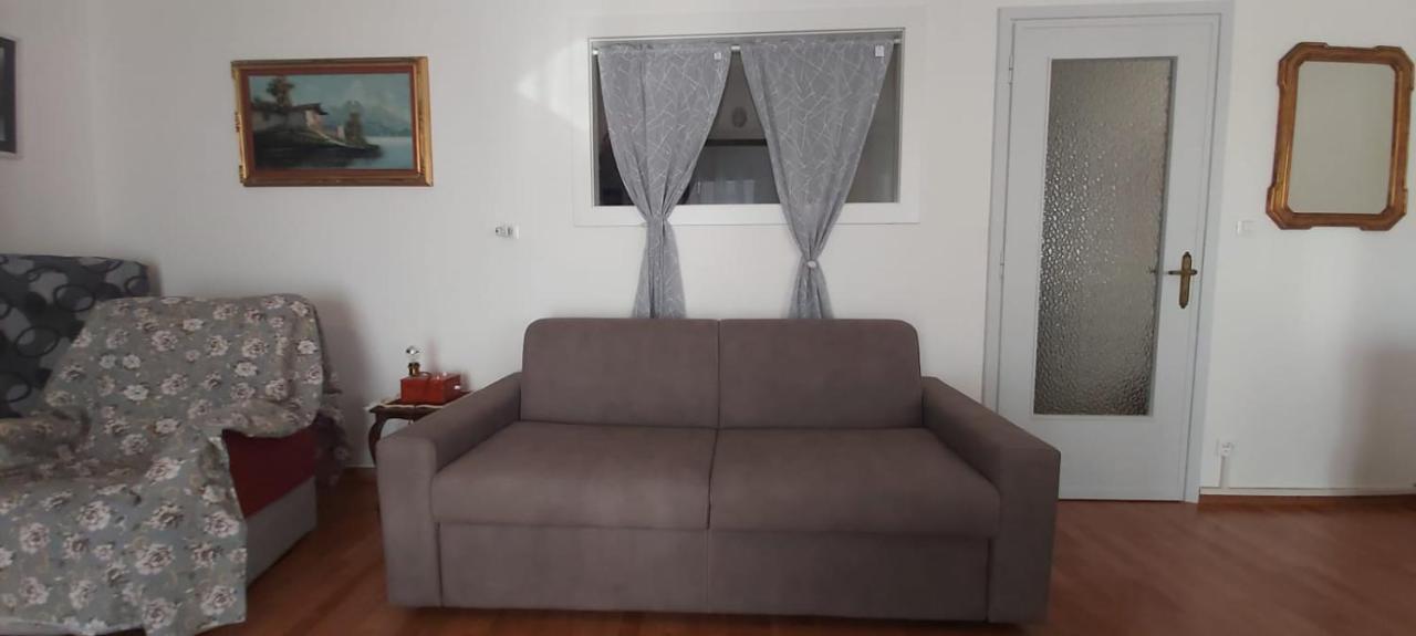 Appartamento Heidi In Centro Storico Lazise Zewnętrze zdjęcie